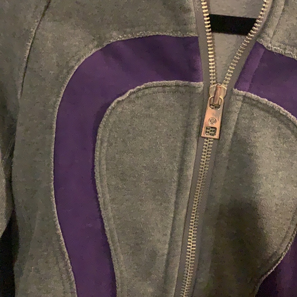 Lululemon Sweater - Picture 3 of 7